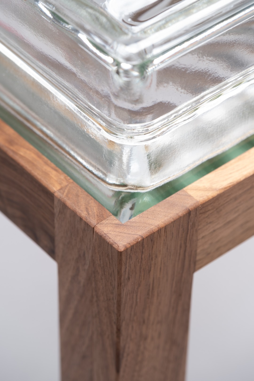 DEFA WALNUT Small by Tomà - Image 2